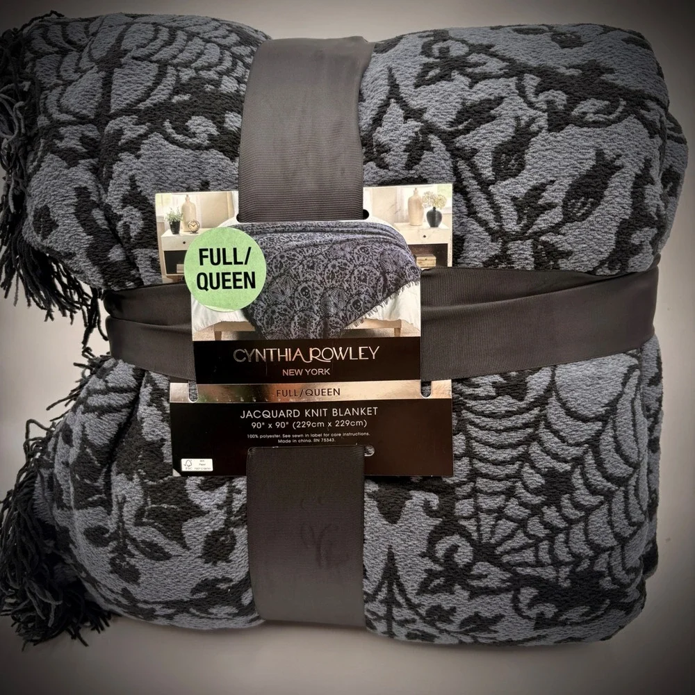 Cynthia Rowley Halloween Skull Spiderweb Jacquard Blanket Gray Black Full Queen